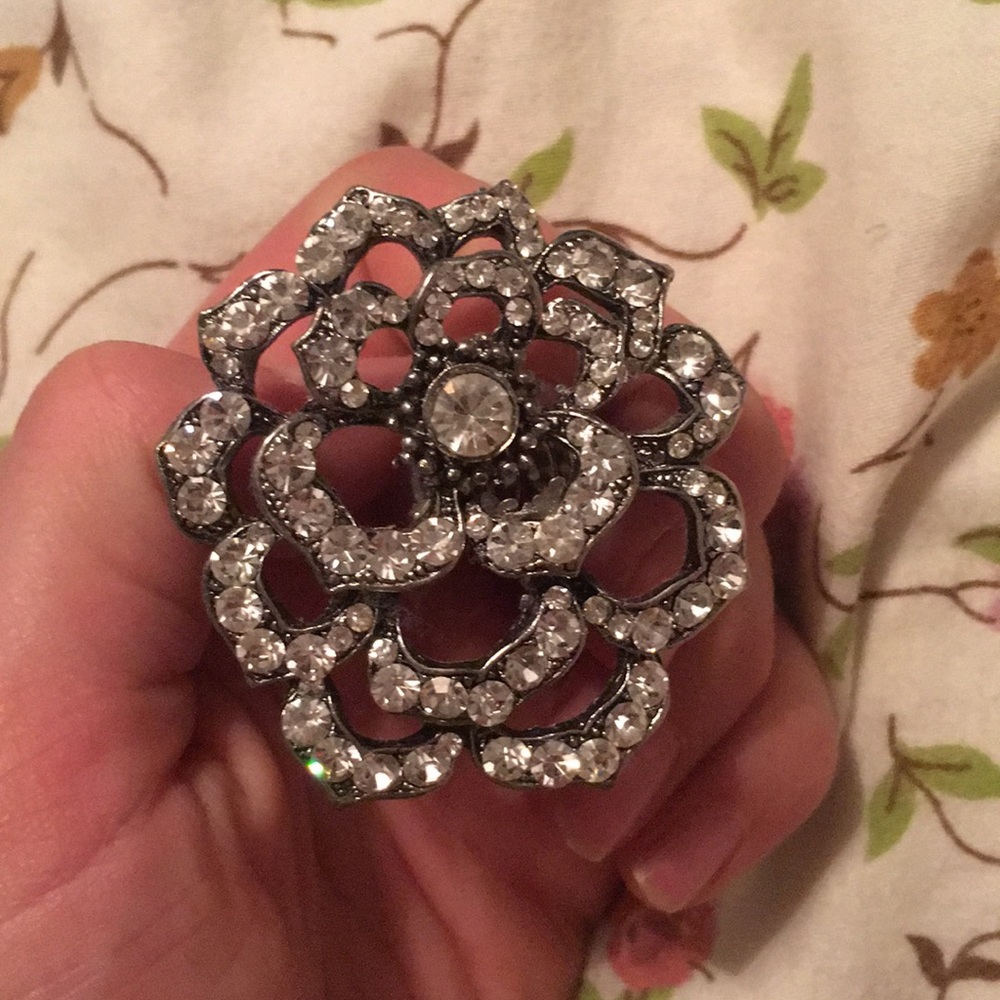 Oversized Rings - Picture 4 of 4